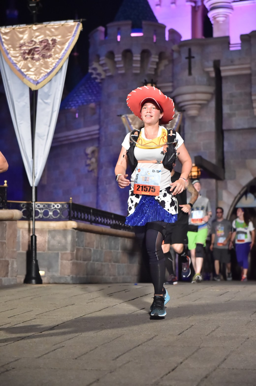 RUNDISNEY_DLRMARAACTION11_20170903_8093634442